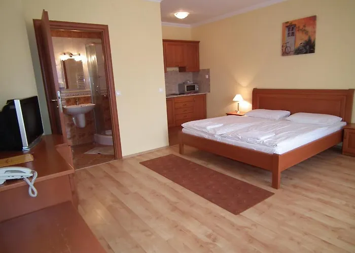 Hotel Jarja