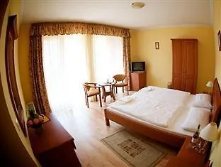 Jarja Hotel