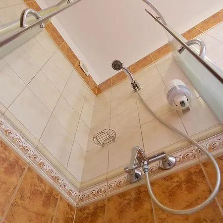 Jarja Ξενοδοχείο