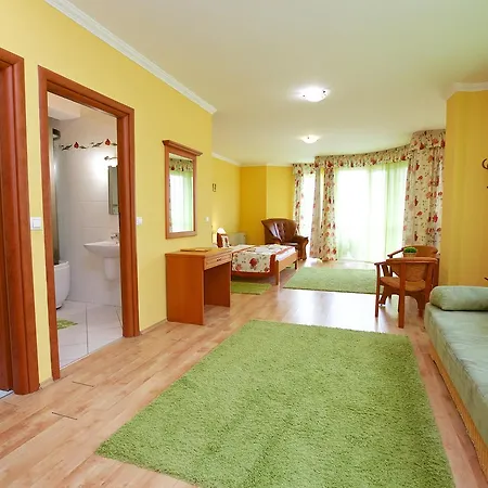 Jarja Hotel